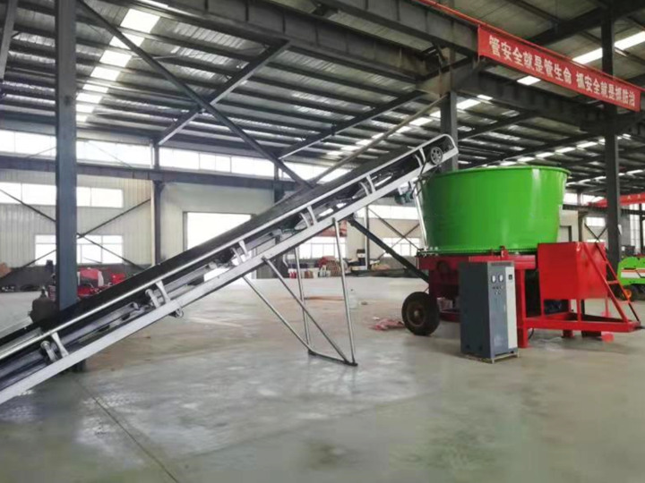 大型秸稈粉碎機(jī)